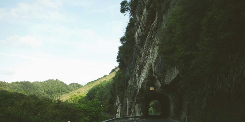 现代生活新范式：跟随Erin Rizzo实践数字排毒，重塑深度专注力与创造力